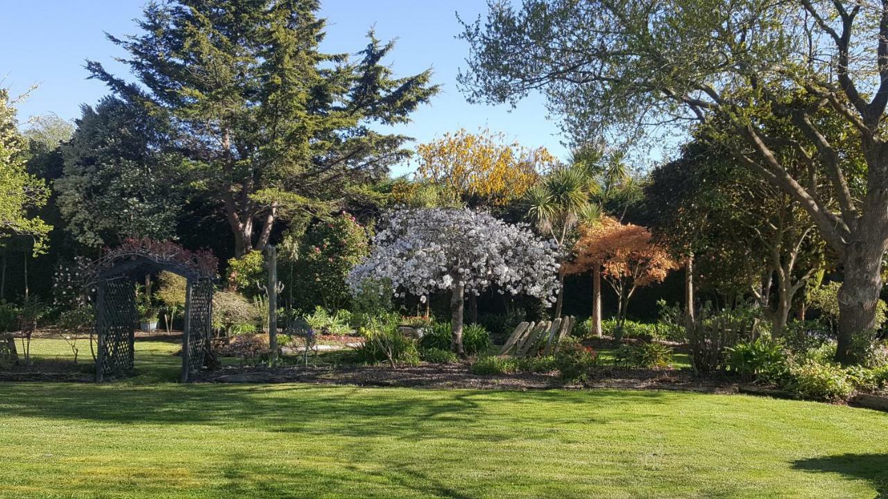 לינה וארוחת בוקר Halcombe Thyme Out Estate מראה חיצוני תמונה